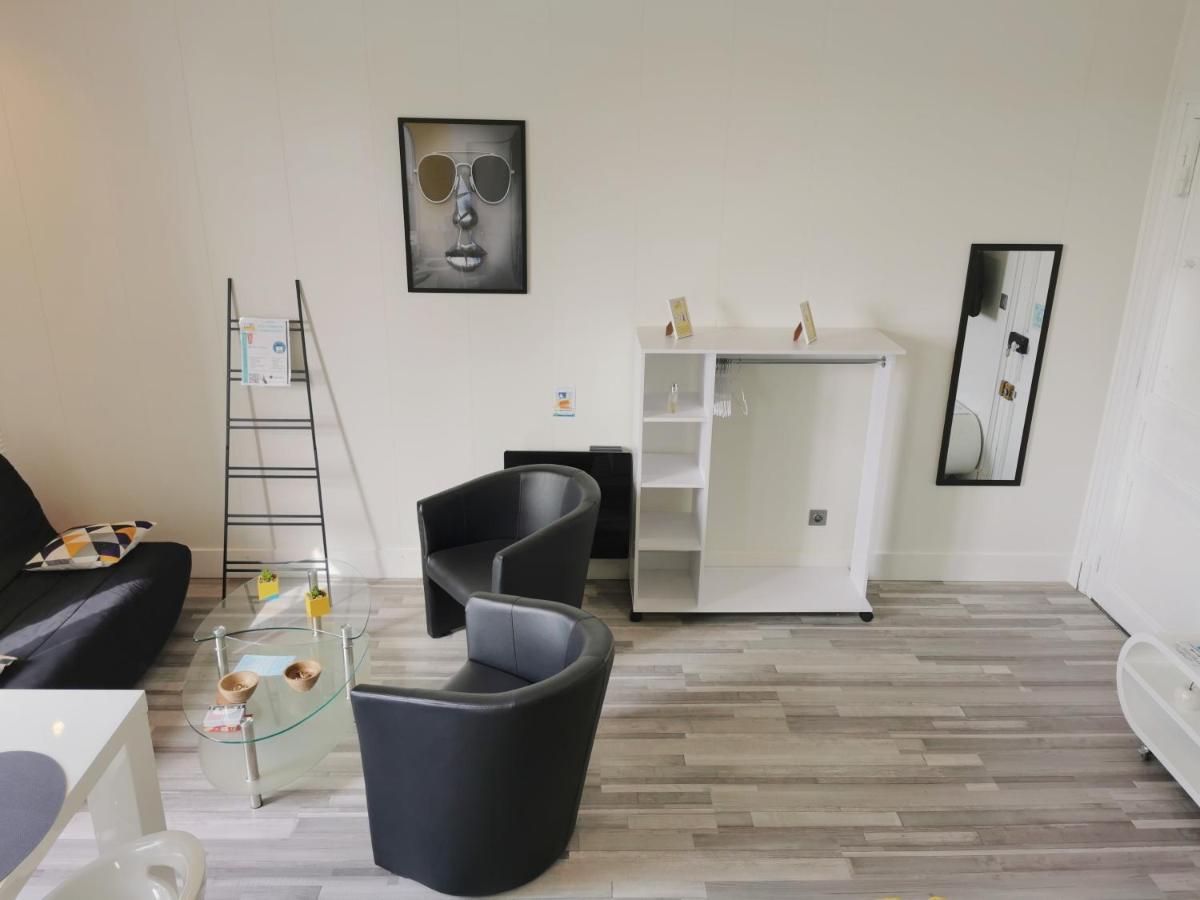 Vittel Loc'S - Le 214, Classe 3 Etoiles Osez L'Experience Екстериор снимка